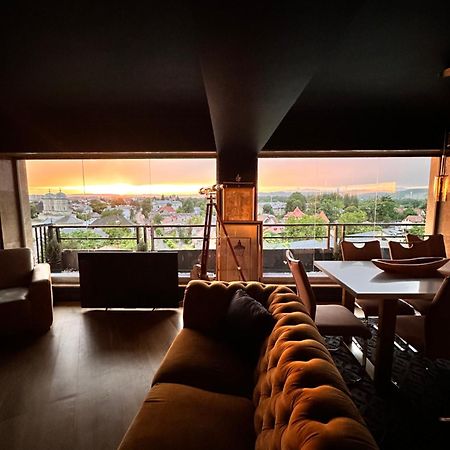 Noir Penthouse Lejlighed Targoviste Eksteriør billede