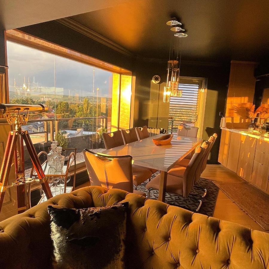 Noir Penthouse Lejlighed Targoviste Eksteriør billede